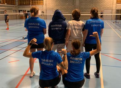 2022 equipe filles de dos